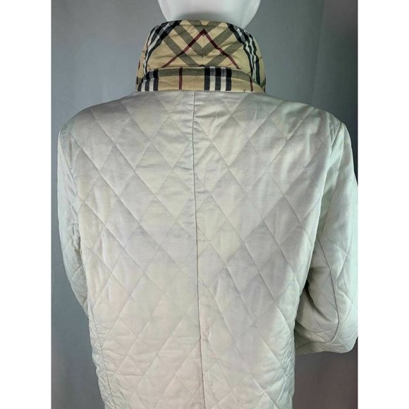 Burberry London Quilted White Jacket - Picture 2 of 8